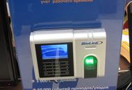 Демонстрационная стойка для презентации биометрических систем компании «BioLink Solutions» — вид 3