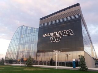 Вывеска "Амальтея" для инновационного центра "Сколково"